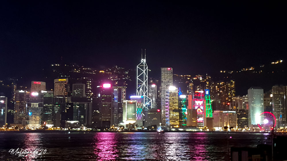 Bahía de Hong Kong de noche