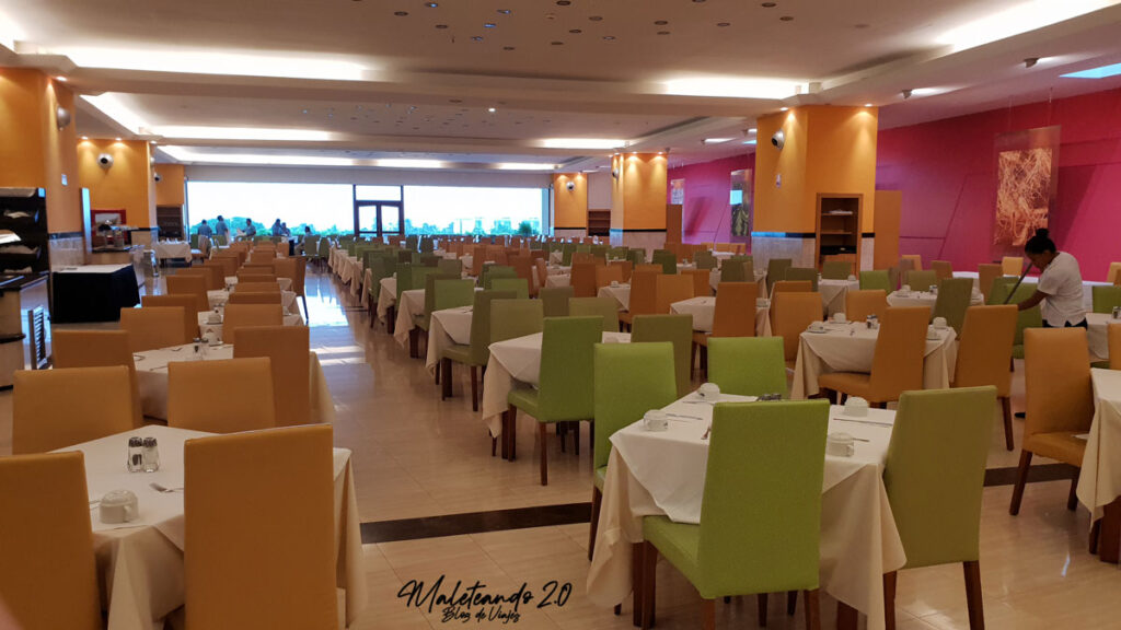 Gran Sirenis, Comedor