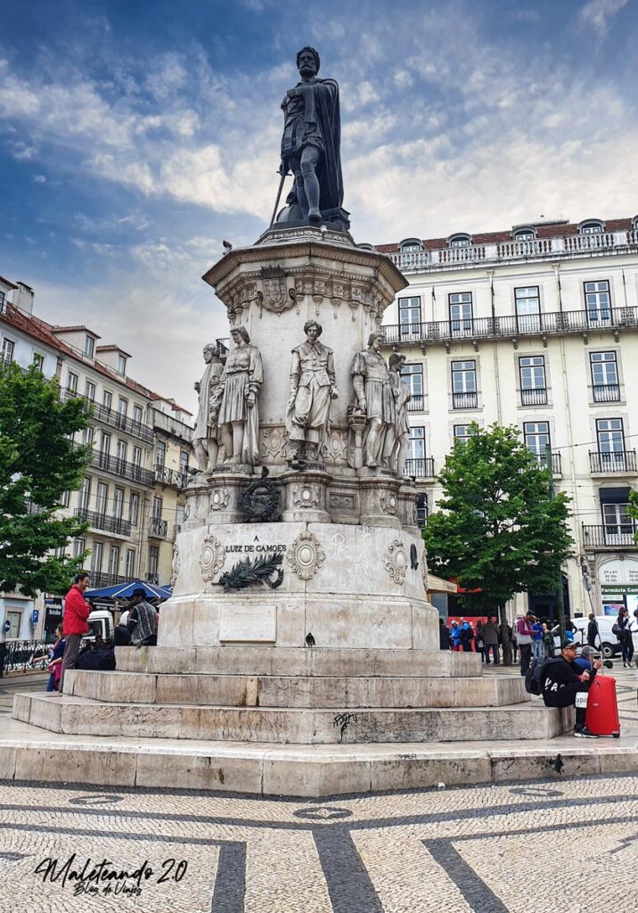 Plaza Luis Camoes Lisboa