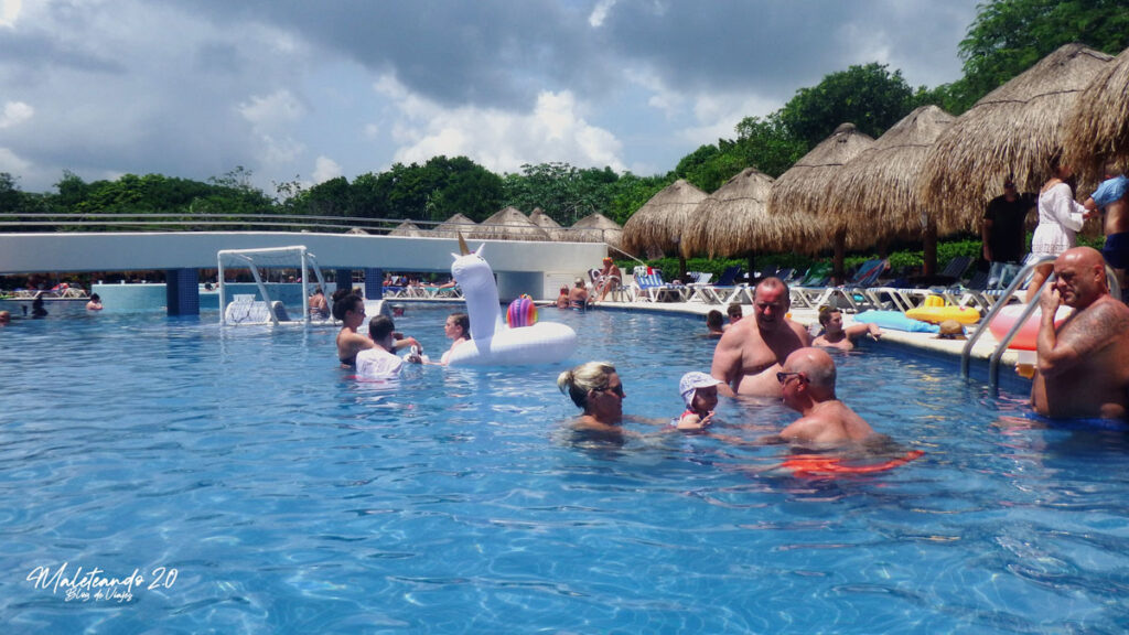 Piscina Gran Sirenis Riviera Maya